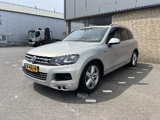 Auto incidentate Volkswagen Touareg 3.0 TSI Hybrid 2012/9