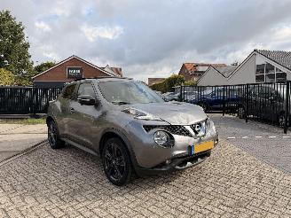 Schadeauto Nissan Juke 1.6 Tekna automaat pano ! 2016/4