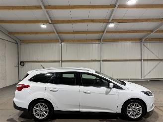 uszkodzony samochody osobowe Ford Focus 1.0 EcoBoost 92kW Edition Plus 2014/1