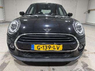 Mini Cooper 1.5 100kW Automaat Cooper Chili picture 23
