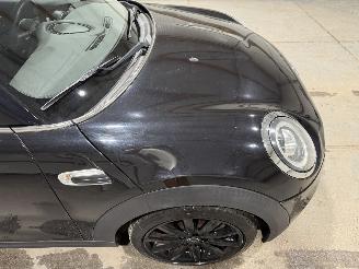 Mini Cooper 1.5 100kW Automaat Cooper Chili picture 18