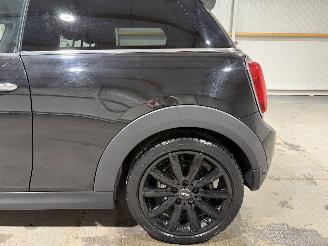 Mini Cooper 1.5 100kW Automaat Cooper Chili picture 30