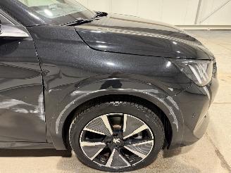 Peugeot e-208 50kWh  GT Pack Panoramadak picture 16