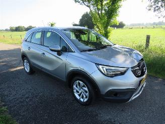 damaged passenger cars Opel Crossland X 1.2 131pk  Automaat  Turbo  61.000km nap Camera Navigatie Leer Automaat 2021/10
