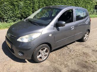 Schadeauto Hyundai I-10 i10 1.25i Dynamic Cool 2010/3