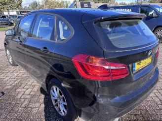 BMW 2-serie 218i active tourer picture 4