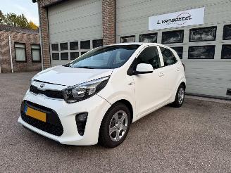uszkodzony samochody osobowe Kia Picanto 1.0 CVVT EconomyPlusline Airco NAP ! 2018/1