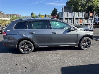 Volkswagen Golf  picture 6