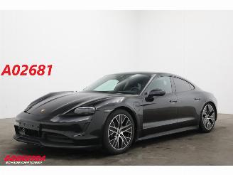 Vaurioauto  passenger cars Porsche Taycan 93.4 kWh Performancebatterie+ Pano LED ACC Bose Camera SHZ 2024/2