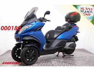 Gebrauchtwagen Motorrad Peugeot Metropolis 400i 2013/4