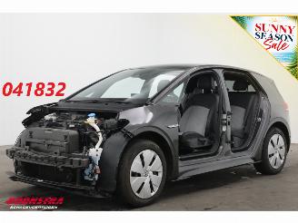 skadebil auto Volkswagen ID.3 Pro Edition 58 kWh Teilediebstahl ACC LrHZ SHZ Virtual Apple/Android Camera PDC 2023/4