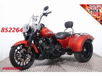 Vaurioauto  motor cycles Harley-Davidson  FLRT Freewheeler 114 1.398 km! Tri Glide 2025/9