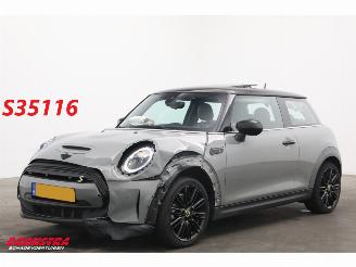 damaged passenger cars Mini Electric SE Yours 33 kWh Pano ACC Navi Clima SHZ Leder Apple/Android Camera PDC 2022/3