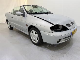 Unfallwagen Renault Mégane Cabrio 1.6-16V Sport 1999/5