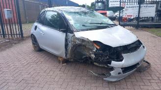 Uttjänta bilar auto Opel Adam Adam, Hatchback 3-drs, 2012 / 2019 1.2 16V 2015/11