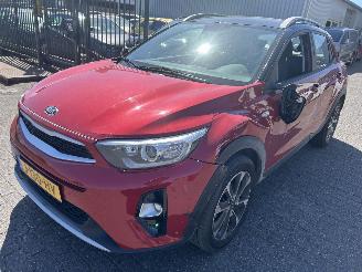 Voiture accidenté Kia Stonic 1.0 T-GDI  DynamicLine  ( 31002 Km ) 2020/8