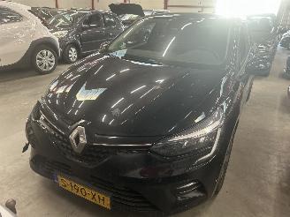 krockskadad bil auto Renault Clio 1.0 TCe Evolution 2023/5