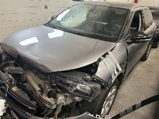 krockskadad bil auto Citroën C4 cactus 1.2 PureTech Shine  Automaat 2018/12