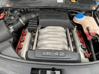 Audi A6 4.2 V8 QUATTRO 334pk picture 13