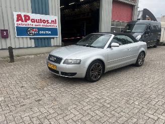 škoda osobní automobily Audi A4 CABRIO 3.0 V6 QUATTRO AUTOMAAT 2004/6