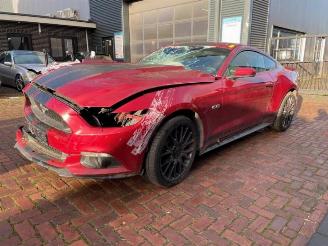 Vrakbiler auto Ford USA Mustang Mustang VI Fastback, Coupe, 2014 5.0 GT Ti-VCT V8 32V 2015