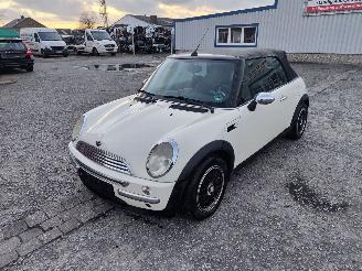 demontáž osobní automobily Mini Cooper 1.6 16V Pepper White 850 Onderdelen W10B16A Motor 2006/11