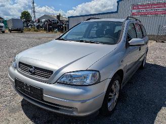Coche siniestrado Opel Astra 1.6 2000/3
