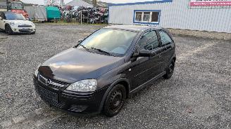 Coche siniestrado Opel Corsa Z20R 2005/7