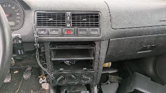 Volkswagen Golf LC9Z picture 11