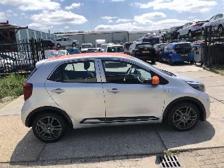 Unfallwagen Kia Picanto 1.0 MPI ComfortPlusLine 2020/9