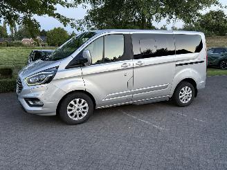 Schadeauto Ford Transit Custom Tourneo 320 / Plug-in hybride / 8p / Automaat 2020/6