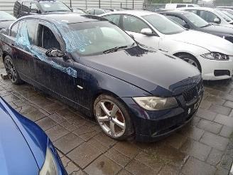 Vrakbiler auto BMW 3-serie 3 serie (E90), Sedan, 2005 / 2011 320d 16V 2005/1