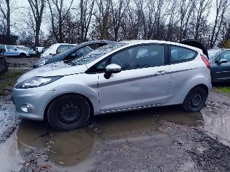 skadebil auto Ford Fiesta Ford Fiesta 1.6 TDCi ECOnetic Trend 2011/1