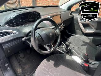 Autoverwertung Peugeot 2008 2008 (CU), MPV, 2013 / 2019 1.2 Vti 12V PureTech 82 2014/4