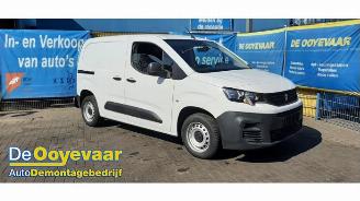 disassembly passenger cars Peugeot Partner Partner (EA//EF/EN/EU), Van, 2018 1.5 BlueHDi 75 2021/7
