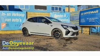 Autoverwertung Renault Clio Clio V (RJAB), Hatchback 5-drs, 2019 1.6 E-Tech 145 16V 2024/7