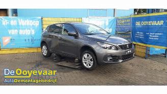 demontáž osobní automobily Peugeot 308 308 (L3/L8/LB/LH/LP), Hatchback 5-drs, 2013 / 2021 1.2 12V e-THP PureTech 110 2019/10