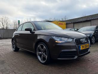Unfallwagen Audi A1  2013/3