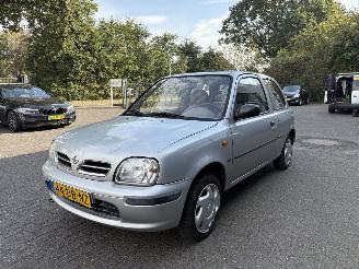 Vaurioauto  passenger cars Nissan Micra 1.3 GL N-CVT AUTOMAATBAK DEFECT !!! NIET RIJBAAR !!! 1999/6