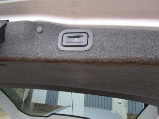 Opel Vectra 1.8 Leder Navi Clima picture 14