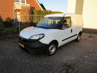 skadebil bedrijf Fiat Doblo 1.6 MJD Airco 6-Bak 145.000 KM 2022/2