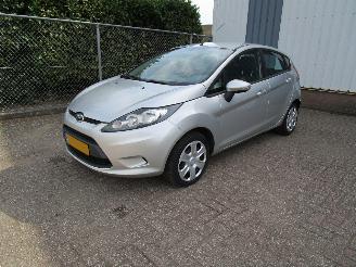 krockskadad bil auto Ford Fiesta 1.25 Airco Radio/CD 5-Drs 2010/12