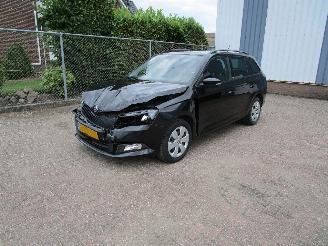 skadebil auto Skoda Fabia 1.2 TSI Clima Radio/CD 2016/2