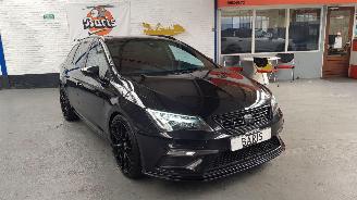 Schadeauto Seat Leon 1.6 TDI 16V COMBI 4DRS DSL 1.598CC 85KW 116PK 2019/11