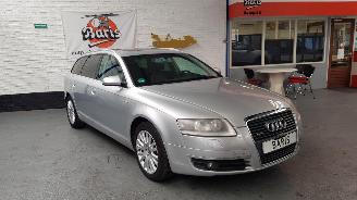 Unfallwagen Audi A6 3.2 V6 24V FSI QUATTRO AUT COMBI  BENZ 3.123CC 188KW 256PK 4x4 2005/1