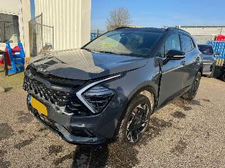 krockskadad bil auto Kia Sportage 1.6 T-GDi Plug-in Hybrid AWD GT-PlusLine AUTOMAAT 2023/7