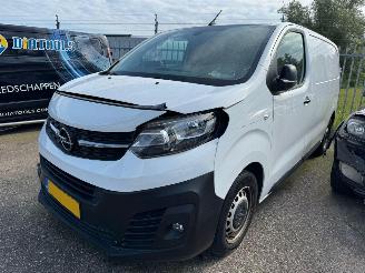 krockskadad bil bedrijf Opel Vivaro 1.5 CDTI L2H1 Edition 2021/12