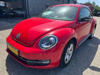 damaged passenger cars Volkswagen Beetle 2.0 TSI Sport 200 PK 2012/5