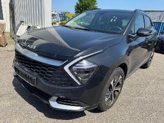 damaged passenger cars Kia Sportage 1.6 AUTOMAAT T-GDi Hybrid DynamicPlusLine 2022/9