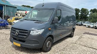 skadebil bedrijf Mercedes eSprinter Mercedes-Benz eSprinter 2021/7